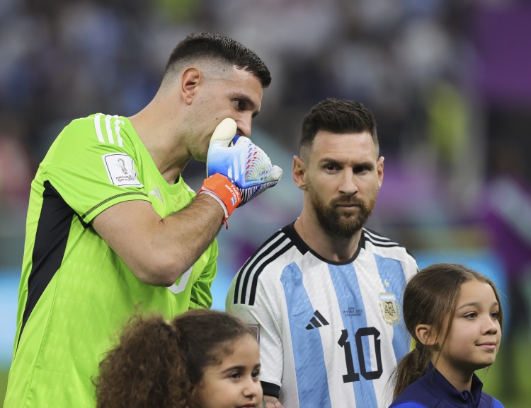 加蒂：阿根廷奪世界杯是因?yàn)榇篑R丁而非梅西，我知道他們叫我瘋子