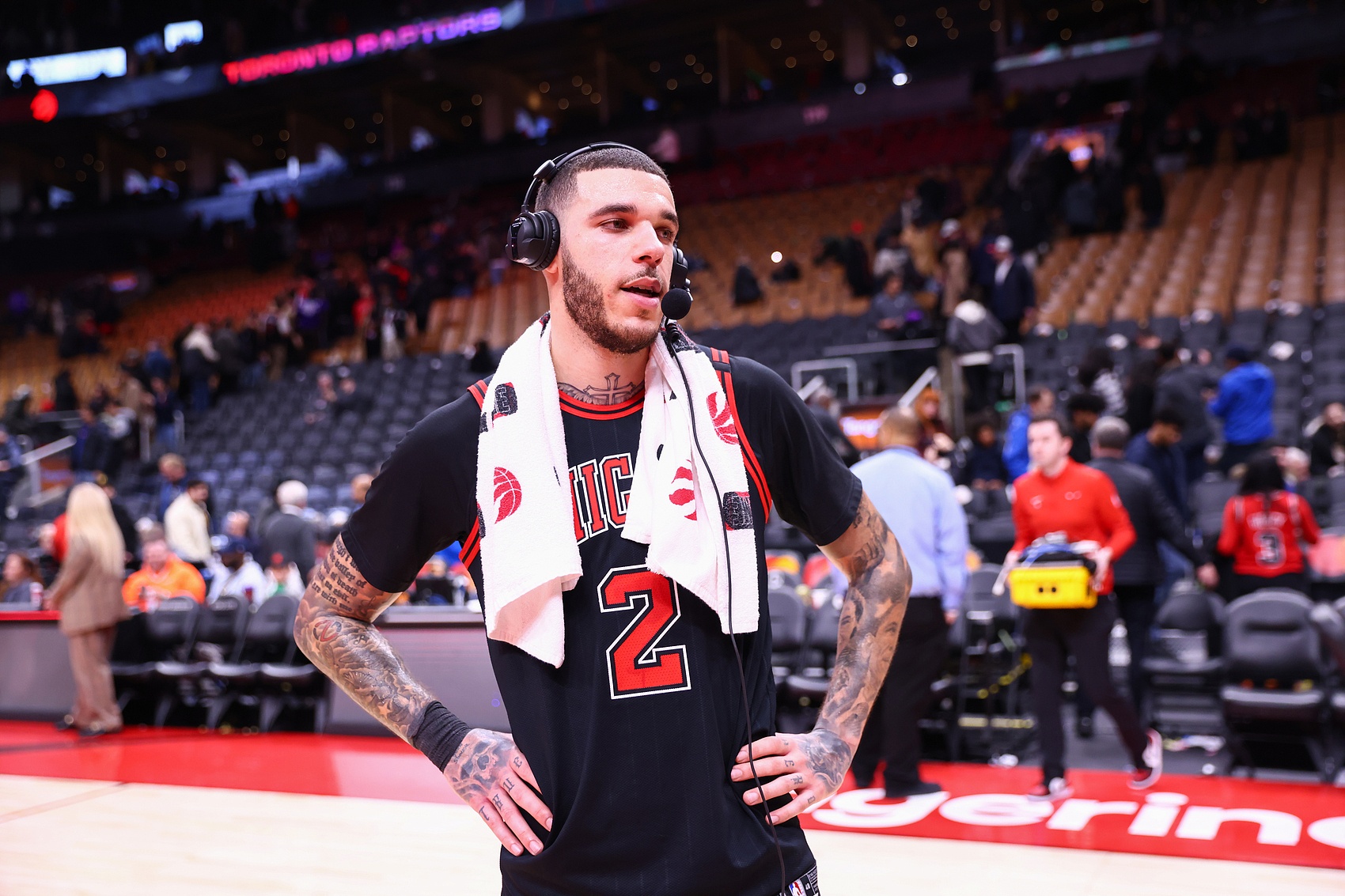 多諾萬:球哥很想打但必須保護他 不排除到賽季末解除時間限制